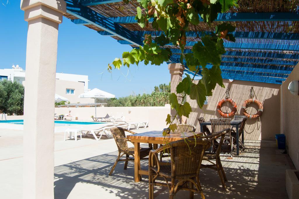 Hostal Mayans Ес Пухолс Екстериор снимка