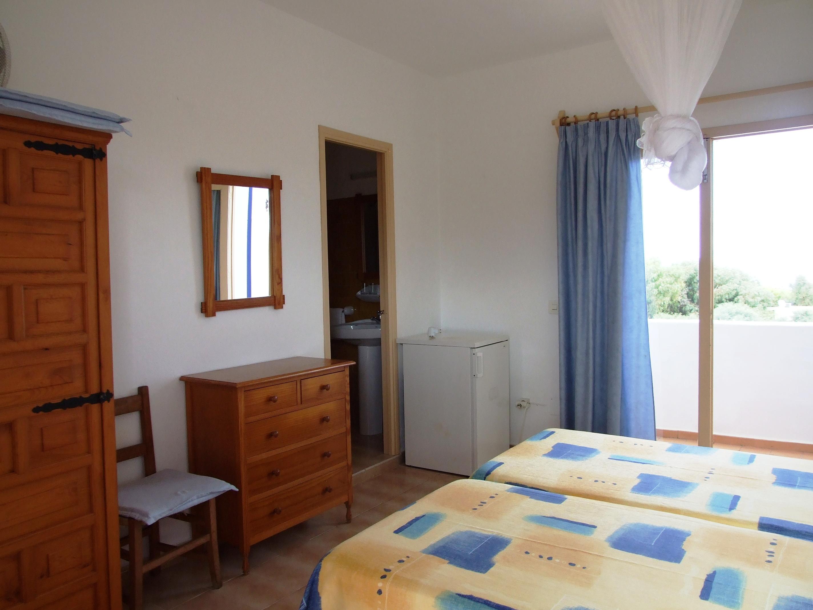 Hostal Mayans Ес Пухолс Екстериор снимка