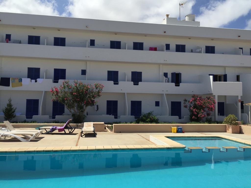 Hostal Mayans Ес Пухолс Екстериор снимка