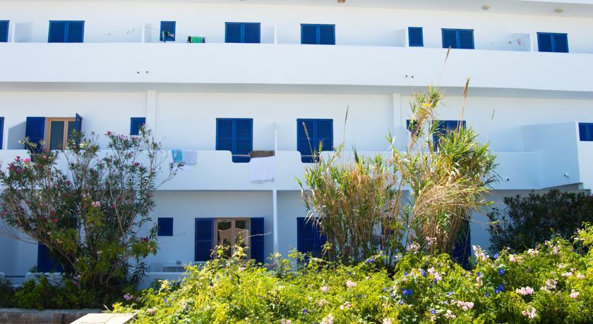 Hostal Mayans Ес Пухолс Екстериор снимка