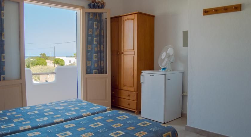 Hostal Mayans Ес Пухолс Екстериор снимка